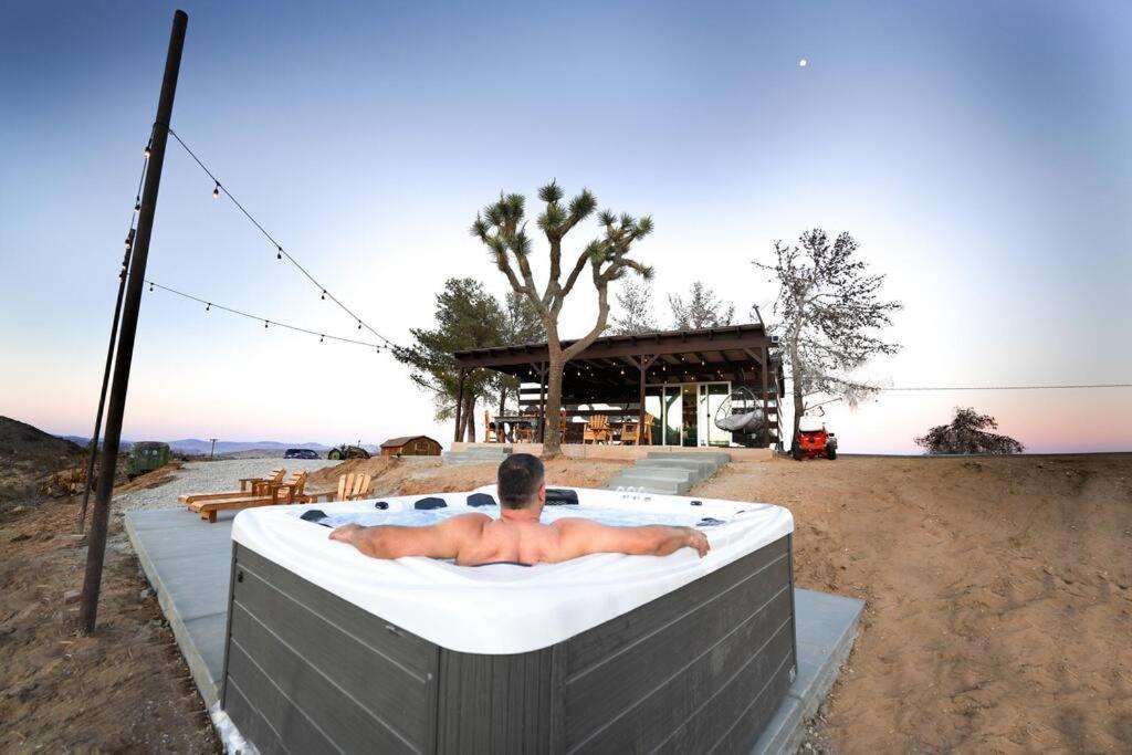 The Invisible Wind Cabin- Joshua Tree Amazing View Yucca Valley Exterior photo